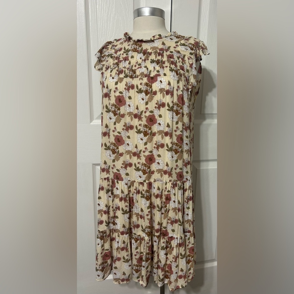 Trinhnology Women’s Cream Mauve Floral Dress Flutter Sleeve Size M